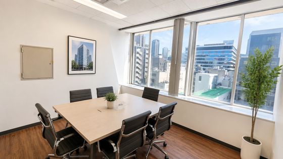 株式会社GEEZの応接スペース