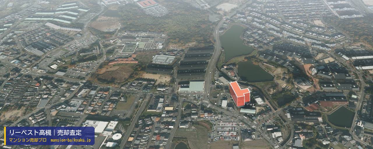 リーベスト高槻の売却査定・買取価格｜高槻市上土室（マンション売却プロ作成の建物を立体で示した航空写真）